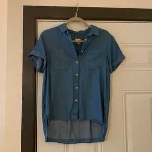 Denim-like blouse. Button-up. Barely worn. Like new.